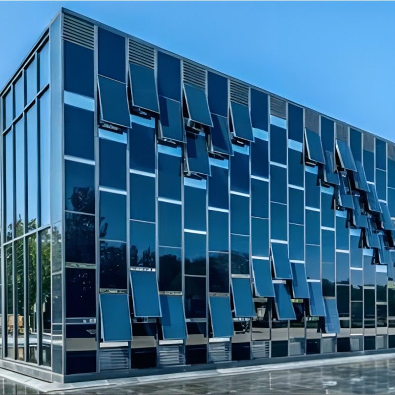 Facciata innovativa · fotovoltaico / LED / verde